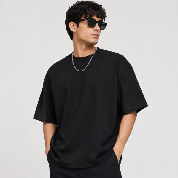 Men's oversize black tshirt